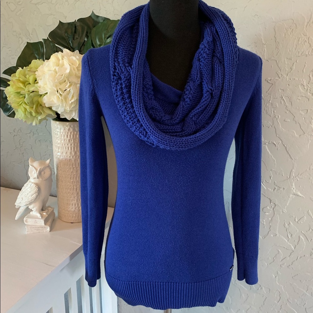✨SOLD✨ Colbalt Blue Cowl Neck Sweater XS